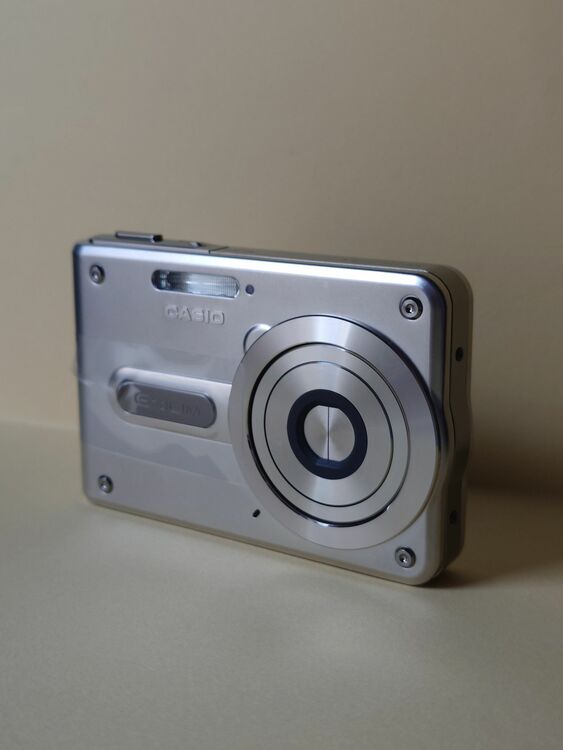 casio exilim ex-s100（カメラ）の商品画像 - 査定依頼日：2025年10月20日 - 最高査定価格：5,000円