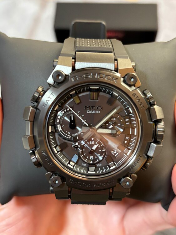 G-SHOCK その他 MTG-B3000B-1AJf（高級時計）の商品画像 - 査定依頼日：2024年12月22日 - 最高査定価格：56,000円