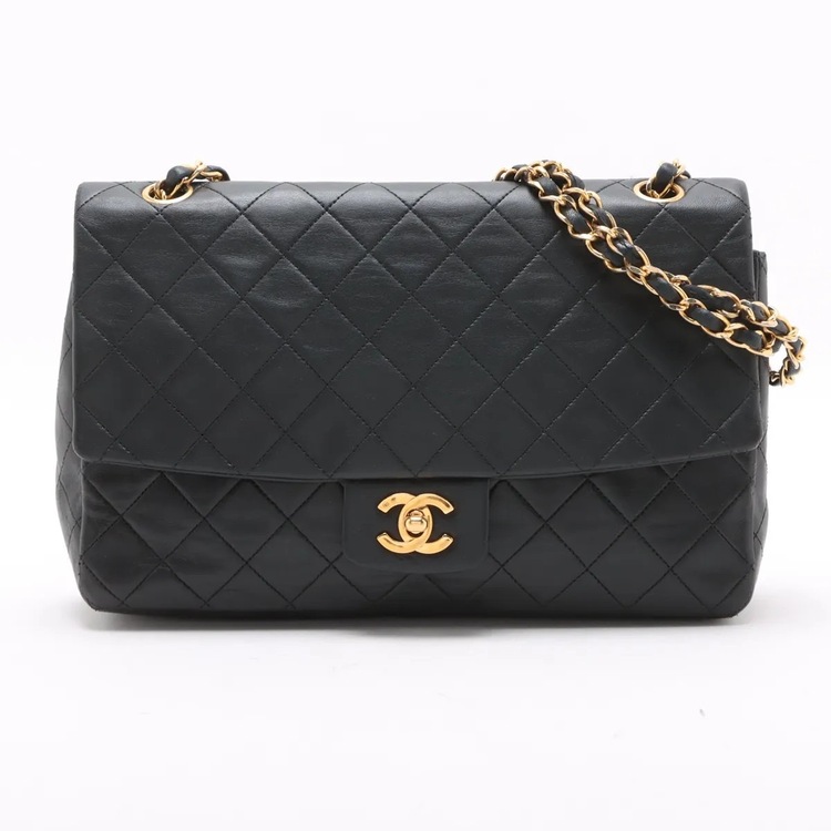 マトラッセ　ダブルフラップ　一番台（ブランドバッグ）の商品画像 - 査定依頼日：2026年3月6日 - 最高査定価格：250,000円