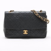 マトラッセ　ダブルフラップ　一番台（ブランドバッグ）の商品画像 - 査定依頼日：2026年3月6日 - 最高査定価格：250,000円