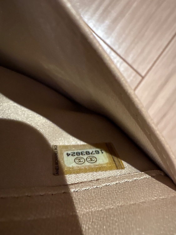 長財布（ブランド財布・小物）の商品画像 - 査定依頼日：2025年8月16日 - 最高査定価格：50,000円