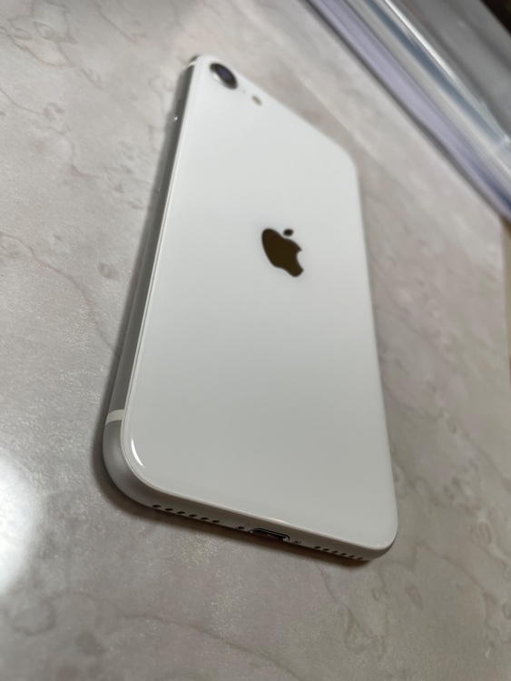 iPhone（スマホ）の商品画像 - 査定依頼日：2026年4月20日 - 最高査定価格：13,000円