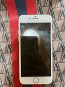 iPhone7（スマホ）の商品画像 - 査定依頼日：2023年1月18日 - 最高査定価格：3,000円