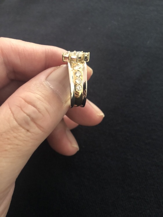 pt.k18オリジナルデザインリング（宝石）の商品画像 - 査定依頼日：2025年12月23日 - 最高査定価格：300,000円