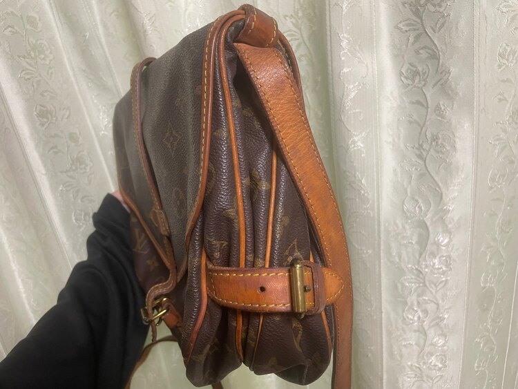 ソミュール 30 M42256（ブランドバッグ）の商品画像 - 査定依頼日：2025年5月24日 - 最高査定価格：50,000円