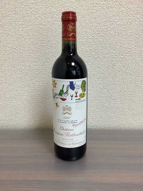 シャトームートンロートシルト　1997（お酒）の商品画像 - 査定依頼日：2026年4月9日 - 最高査定価格：48,000円