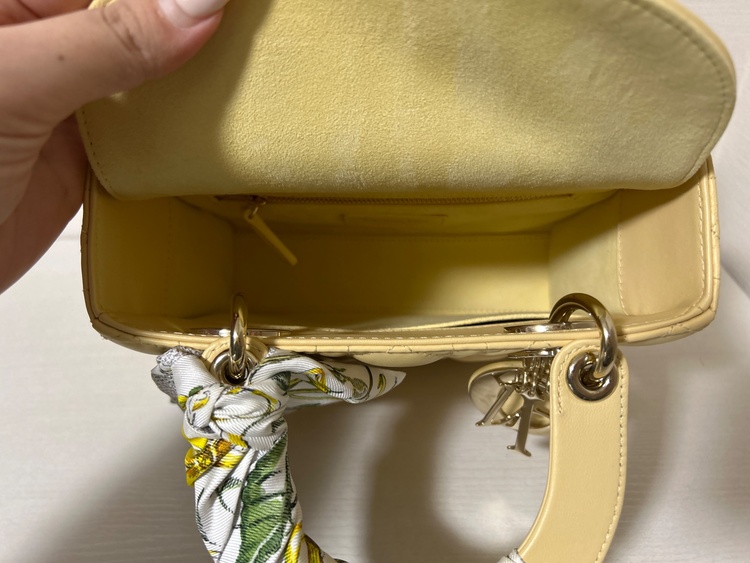 ディオール  （ブランドバッグ）の商品画像 - 査定依頼日：2026年4月25日 - 最高査定価格：410,000円