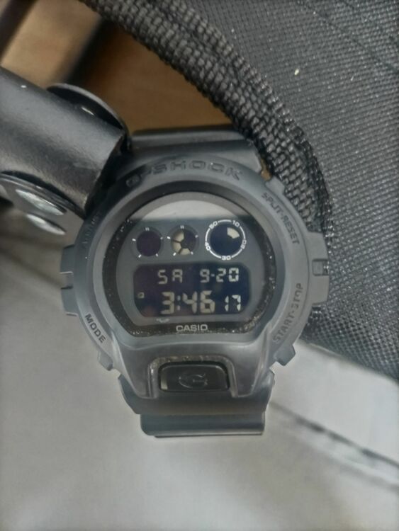G-SHOCK その他 DW6900b（高級時計）の商品画像 - 査定依頼日：2025年9月20日 - 最高査定価格：3,000円