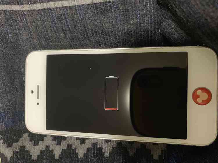 iPhone5 SoftBank ジャンク（スマホ）の商品画像 - 査定依頼日：2019年7月17日 - 最高査定価格：1,000円