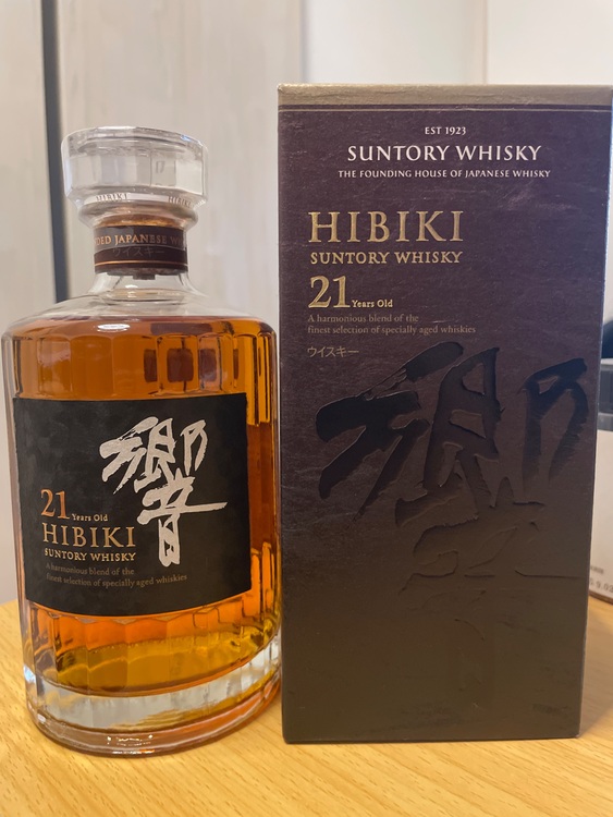 サントリーウイスキー響21年（お酒）の商品画像 - 査定依頼日：2025年8月25日 - 最高査定価格：65,000円