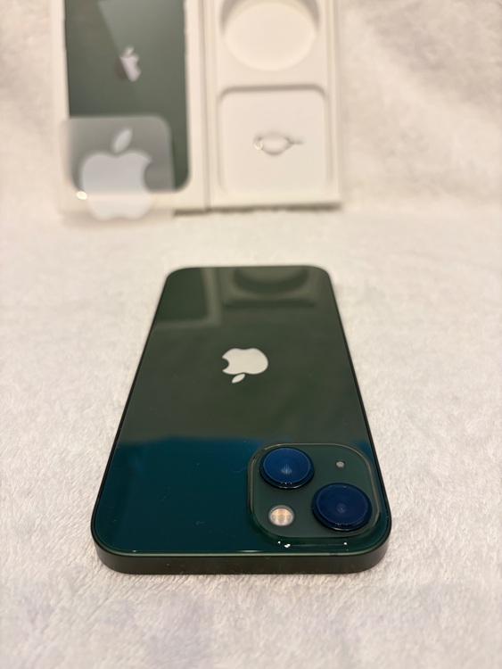 iPhone 13 512GB Softbank（スマホ）の商品画像 - 査定依頼日：2025年11月9日 - 最高査定価格：52,000円