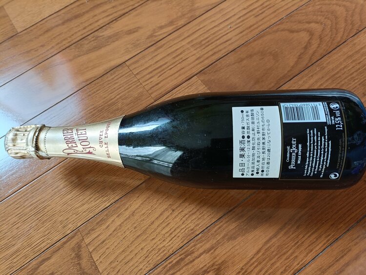 ペリエジュエ ベルエポック 1999年（お酒）の商品画像 - 査定依頼日：2026年2月21日 - 最高査定価格：18,000円