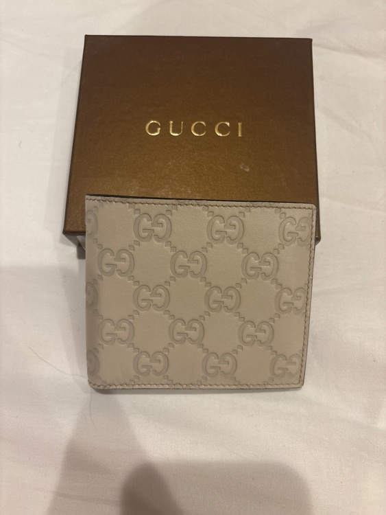 グッチ  （ブランドバッグ）の商品画像 - 査定依頼日：2026年4月8日 - 最高査定価格：22,000円