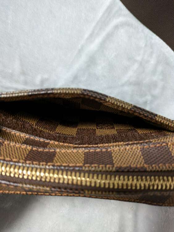 CA0094（ブランドバッグ）の商品画像 - 査定依頼日：2024年12月29日 - 最高査定価格：70,000円