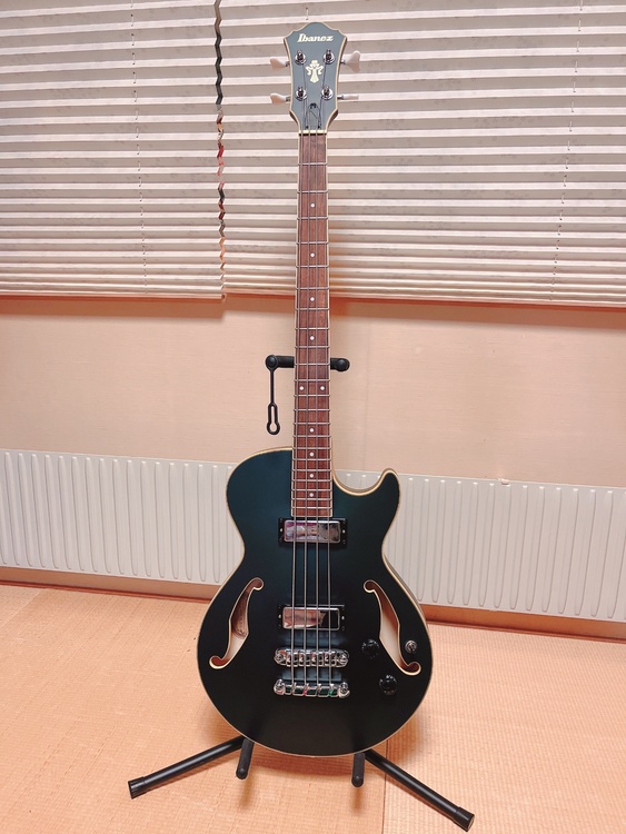 Ibanez AGB200-BKF（ピアノ・楽器・PA機材）の商品画像 - 査定依頼日：2026年4月5日 - 最高査定価格：21,000円