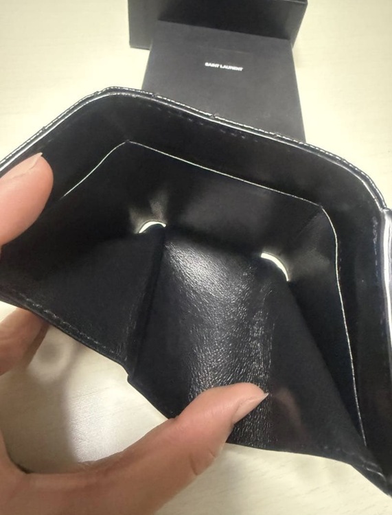 イブサンローラン  （ブランドバッグ）の商品画像 - 査定依頼日：2026年3月22日 - 最高査定価格：32,000円