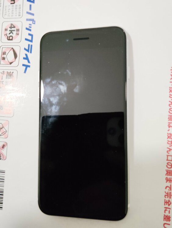 iPhone SE (第 2 世代) 64GB SIMフリー（スマホ）の商品画像 - 査定依頼日：2026年1月14日 - 最高査定価格：11,000円