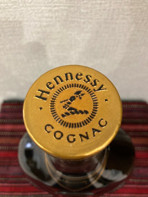 ヘネシーXO（お酒）の商品画像 - 査定依頼日：2025年5月6日 - 最高査定価格：105,000円