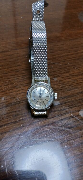 オメガ その他 （高級時計）の商品画像 - 査定依頼日：2025年11月7日 - 最高査定価格：10,000円