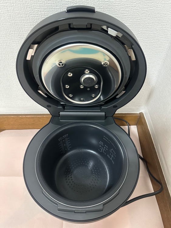 炊飯器　SR-V10BA（家電）の商品画像 - 査定依頼日：2025年7月12日 - 最高査定価格：21,000円