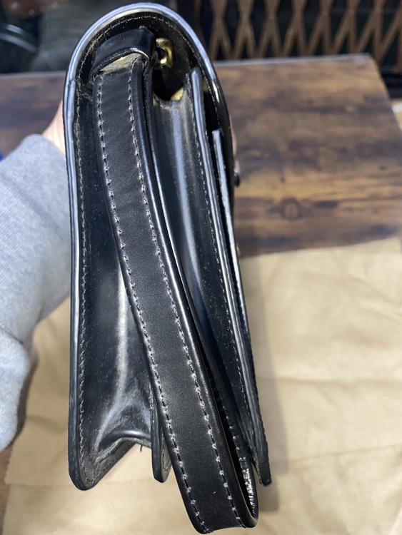 セカンドバッグ（ブランドバッグ）の商品画像 - 査定依頼日：2022年4月12日 - 最高査定価格：25,000円