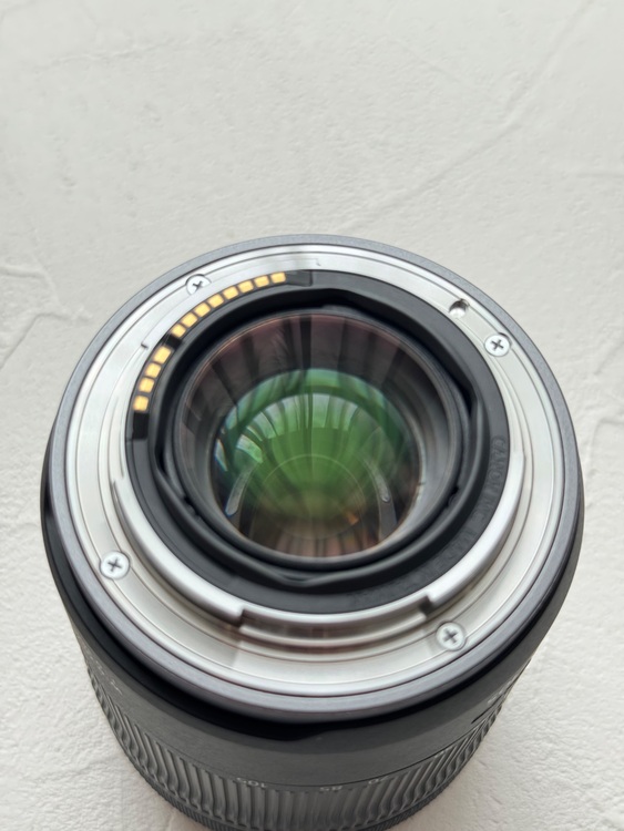 eos r6 mark II（カメラ）の商品画像 - 査定依頼日：2025年9月30日 - 最高査定価格：210,000円