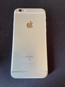 iPhone6Sシルバー（スマホ）の商品画像 - 査定依頼日：2023年2月4日 - 最高査定価格：1,800円