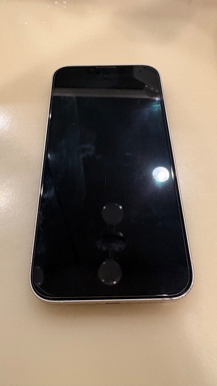 iPhone iPhone 13 256GB SIMフリー（スマホ）の商品画像 - 査定依頼日：2026年9月5日 - 最高査定価格：37,500円