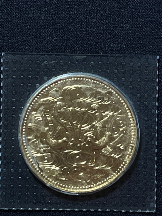昭和天皇御在位60年記念10万円金貨（金・貴金属）の商品画像 - 査定依頼日：2025年9月2日 - 最高査定価格：342,000円