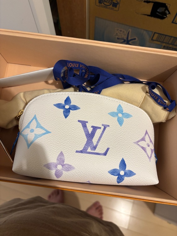 バイザプールコレクション（ブランド財布・小物）の商品画像 - 査定依頼日：2025年6月2日 - 最高査定価格：50,000円