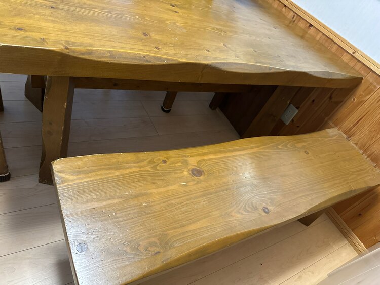 ダイニングセット（家具・寝具）の商品画像 - 査定依頼日：2025年4月22日 - 最高査定価格：100円