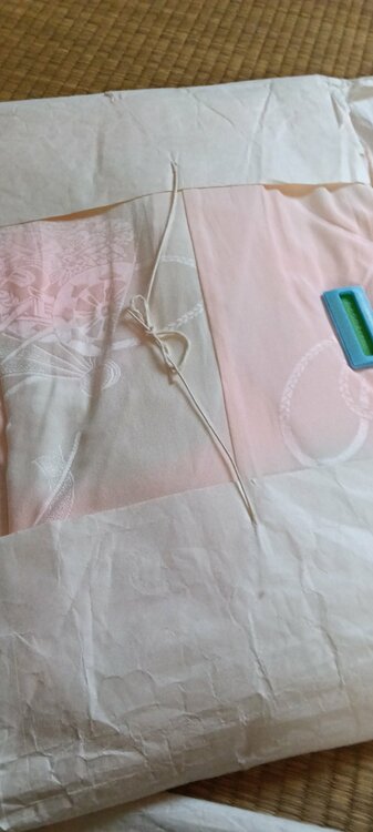 坂東玉三郎展示品1点もの振袖（着物）の商品画像 - 査定依頼日：2026年10月4日 - 最高査定価格：2,000円