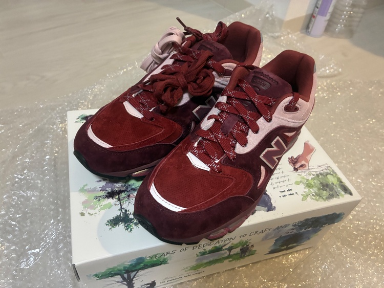 KITH x New Balance 2011chocolate Truffle（古着・ファッション）の商品画像 - 査定依頼日：2026年9月21日 - 最高査定価格：100,000円