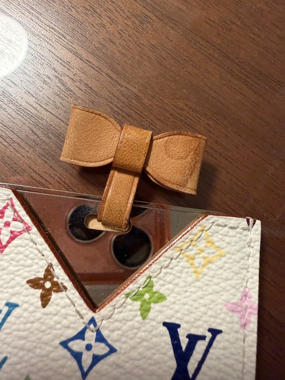 ルイヴィトン マルチカラー ミラーチャーム セット（ブランド財布・小物）の商品画像 - 査定依頼日：2026年4月13日 - 最高査定価格：8,000円