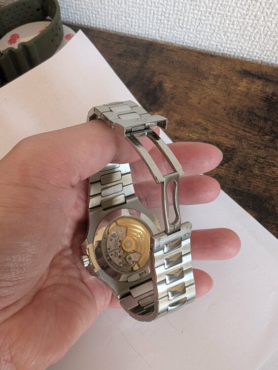 パテックフィリップ アニュアルカレンダー （高級時計）の商品画像 - 査定依頼日：2026年2月4日 - 最高査定価格：13,000,000円