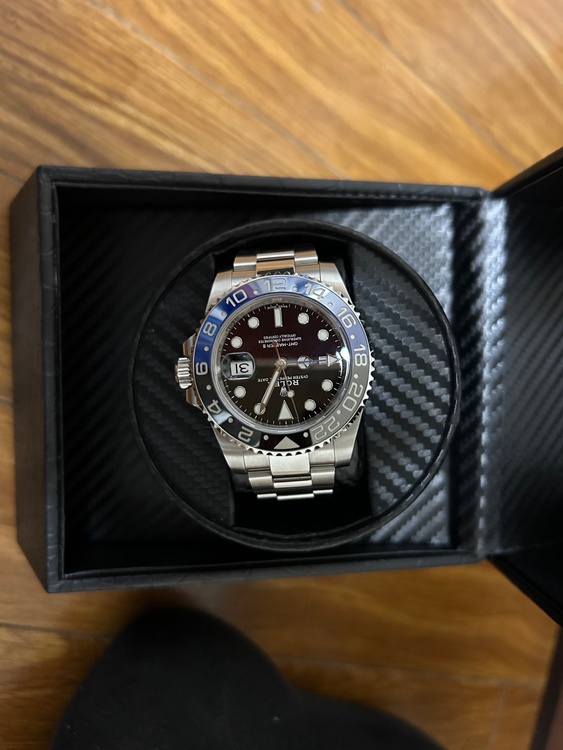 ロレックス GMTマスター （高級時計）の商品画像 - 査定依頼日：2026年3月31日 - 最高査定価格：3,050,000円