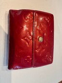 ルイヴィトン　財布（ブランド財布・小物）の商品画像 - 査定依頼日：2025年2月6日 - 最高査定価格：2,000円