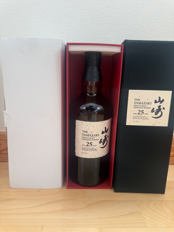 ウイスキー サントリー山崎 （お酒）の商品画像 - 査定依頼日：2025年12月28日 - 最高査定価格：845,000円