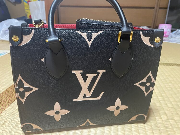 バック、財布（ブランドバッグ）の商品画像 - 査定依頼日：2025年1月30日 - 最高査定価格：300,000円