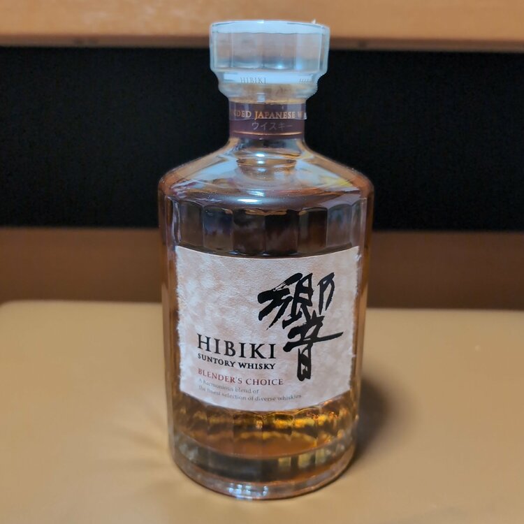 ウイスキー サントリー響 （お酒）の商品画像 - 査定依頼日：2026年2月8日 - 最高査定価格：14,500円