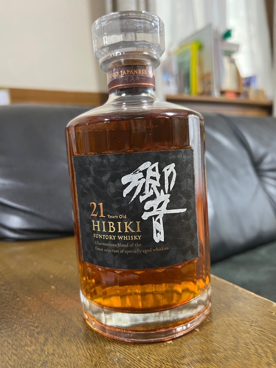 響21年　700ml 1本（お酒）の商品画像 - 査定依頼日：2026年9月3日 - 最高査定価格：63,000円