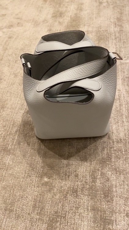 エルメス ピコタン （ブランドバッグ）の商品画像 - 査定依頼日：2025年10月3日 - 最高査定価格：550,000円