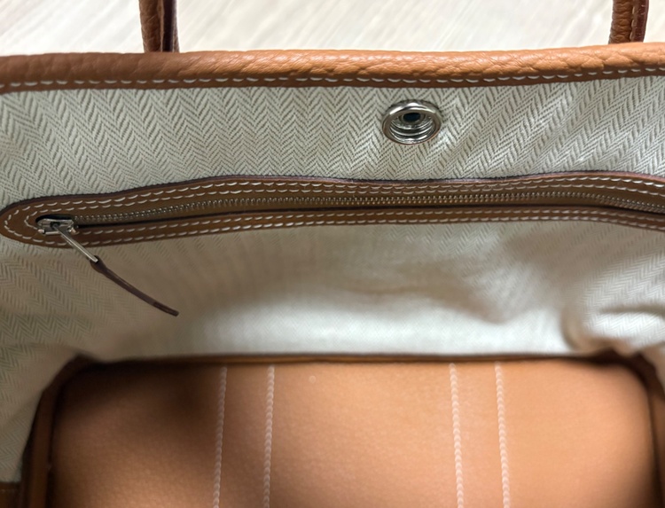 エルメス　ガーデンパーティTPM ゴールド　ネゴンダ　シルバー金具（ブランドバッグ）の商品画像 - 査定依頼日：2026年9月19日 - 最高査定価格：400,000円