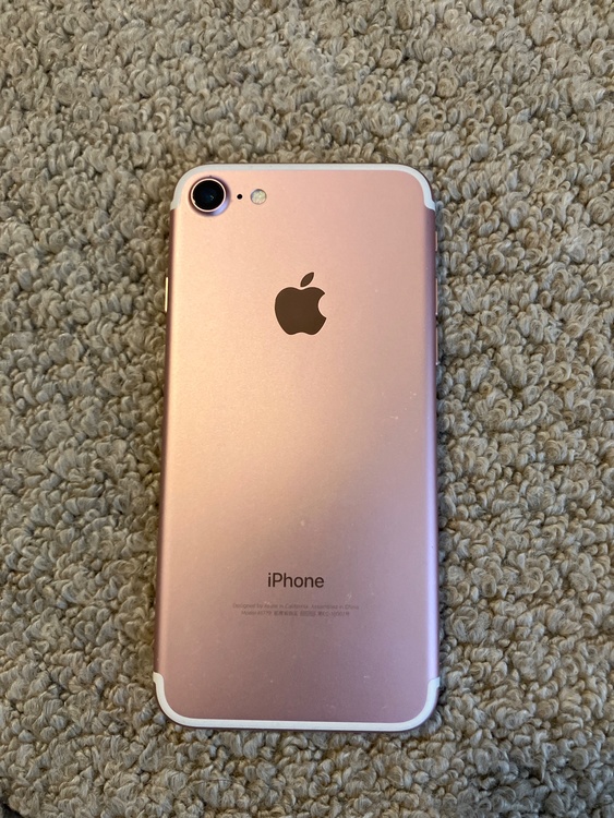 iPhone iPhone7 32GB 楽天モバイル（スマホ）の商品画像 - 査定依頼日：2026年7月23日 - 最高査定価格：1,000円