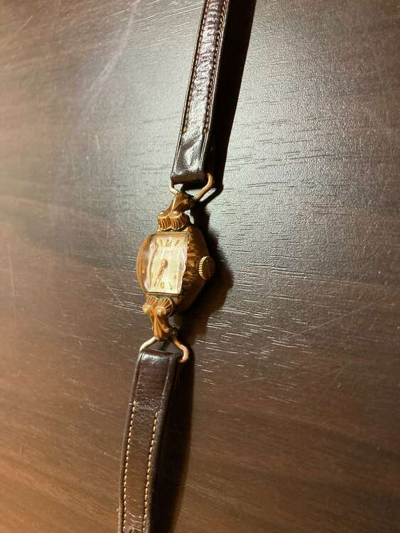 BENRUS Vintage Woman's Watch（高級時計）の商品画像 - 査定依頼日：2025年2月27日 - 最高査定価格：2,000円