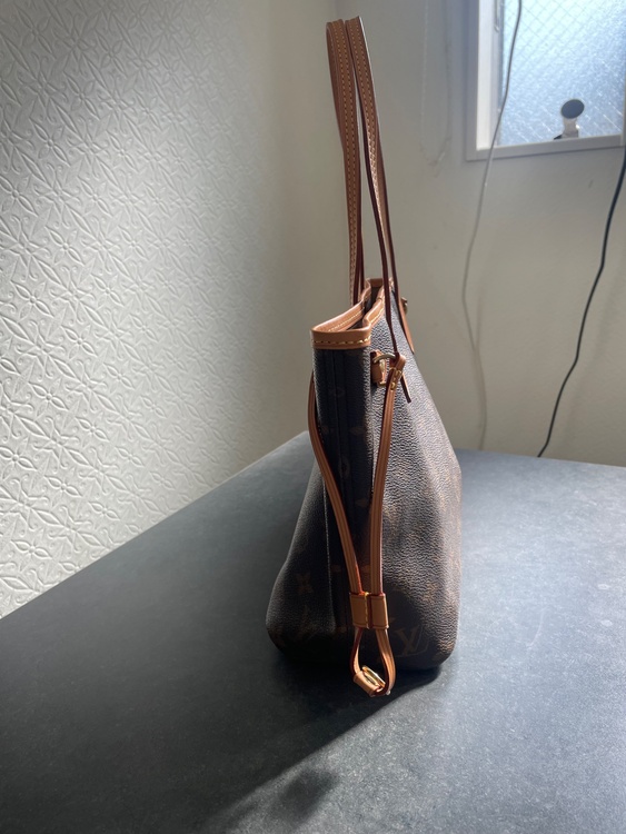 ルイヴィトン モノグラム （ブランドバッグ）の商品画像 - 査定依頼日：2026年4月15日 - 最高査定価格：100,000円