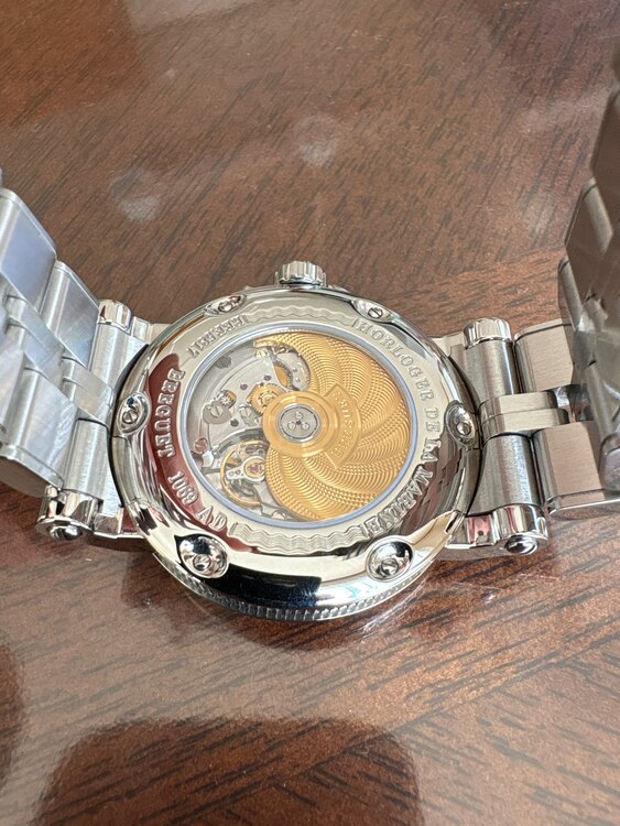 ブレゲ マリーン 5817ST92SV（高級時計）の商品画像 - 査定依頼日：2025年3月9日 - 最高査定価格：1,400,000円