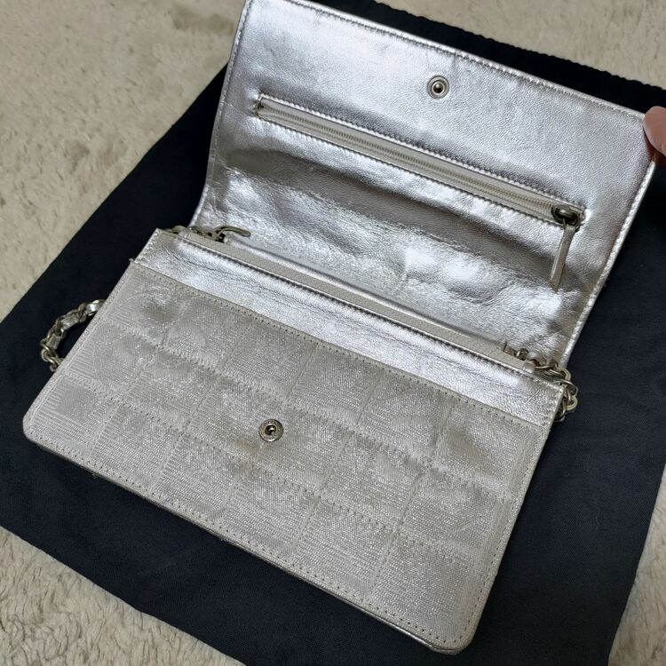 シャネル トラベルライン チェーンショルダーバッグ（ブランドバッグ）の商品画像 - 査定依頼日：2025年10月24日 - 最高査定価格：90,000円