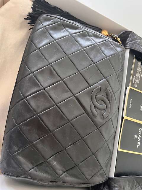 シンプルなデザイン　型番3474209（ブランドバッグ）の商品画像 - 査定依頼日：2025年1月18日 - 最高査定価格：160,000円