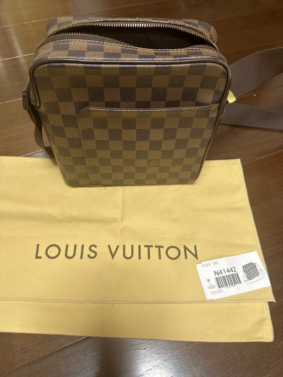 OLAV PM（ブランドバッグ）の商品画像 - 査定依頼日：2025年5月9日 - 最高査定価格：70,000円